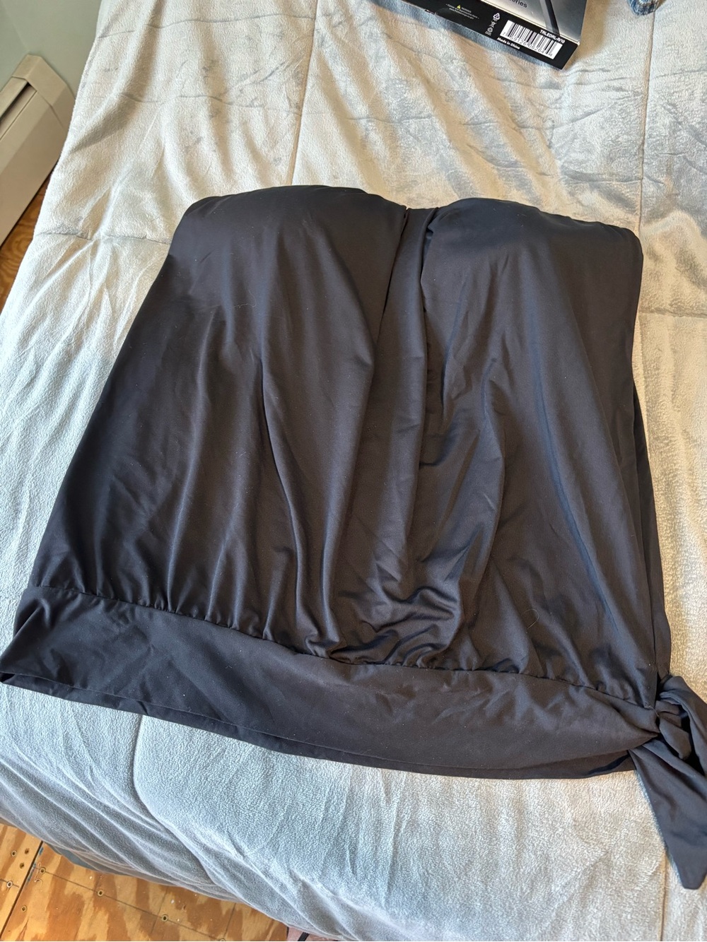 Coco Reef Black Swim top 38DD